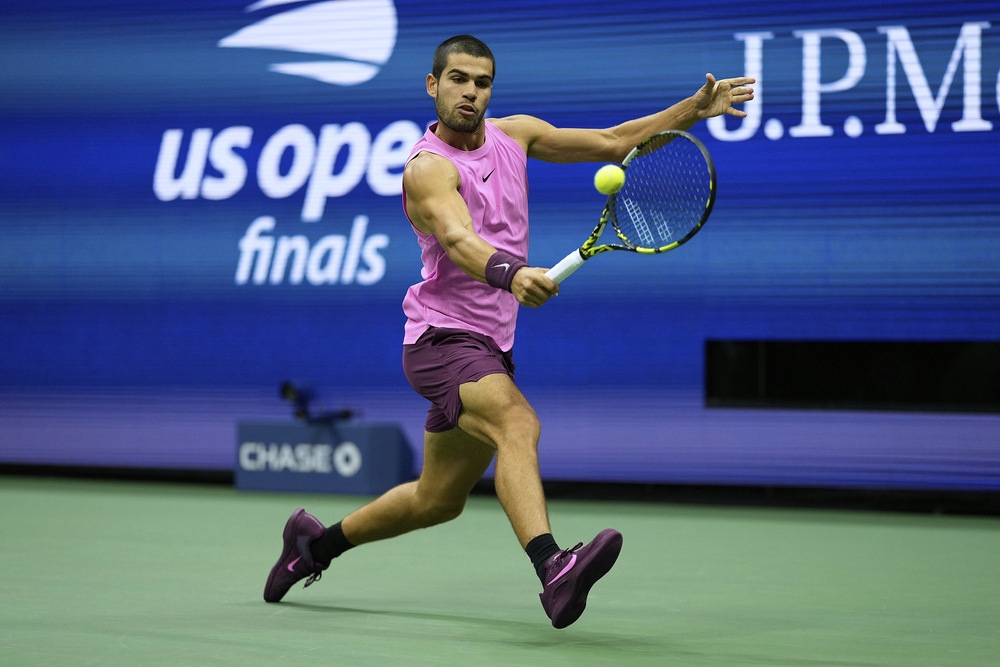 一个人都信 一个人都信