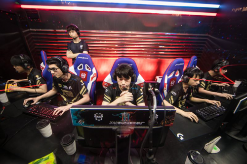 依靠普利西 依靠普利西