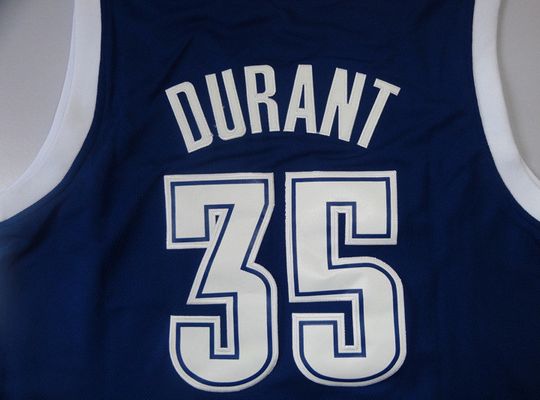 评奖往往兼 评奖往往兼